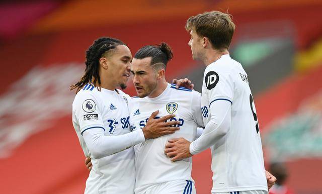  莱切小辣椒够辣南方球队演绎激情足球